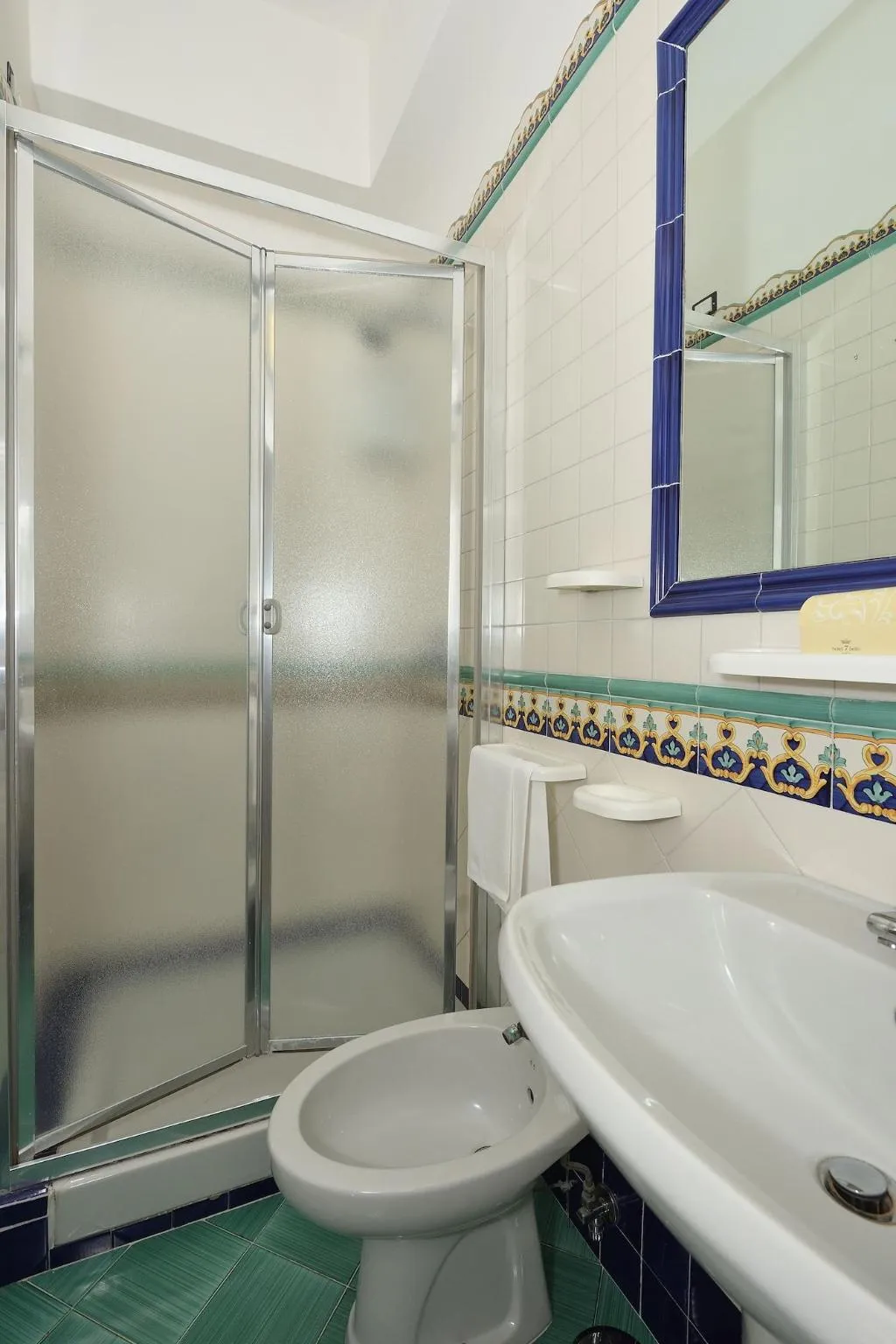 Room, Hotel Settebello, Naples