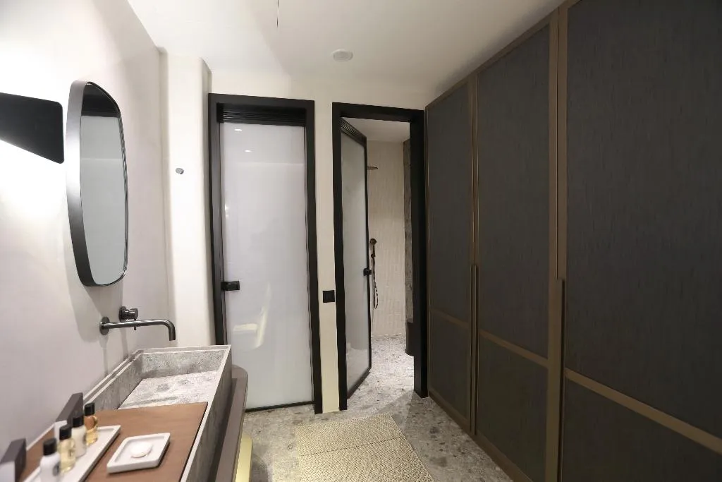 SUITE WITH PRIVATE POOL Room, Aeonic Suites & Spa, Mykonos