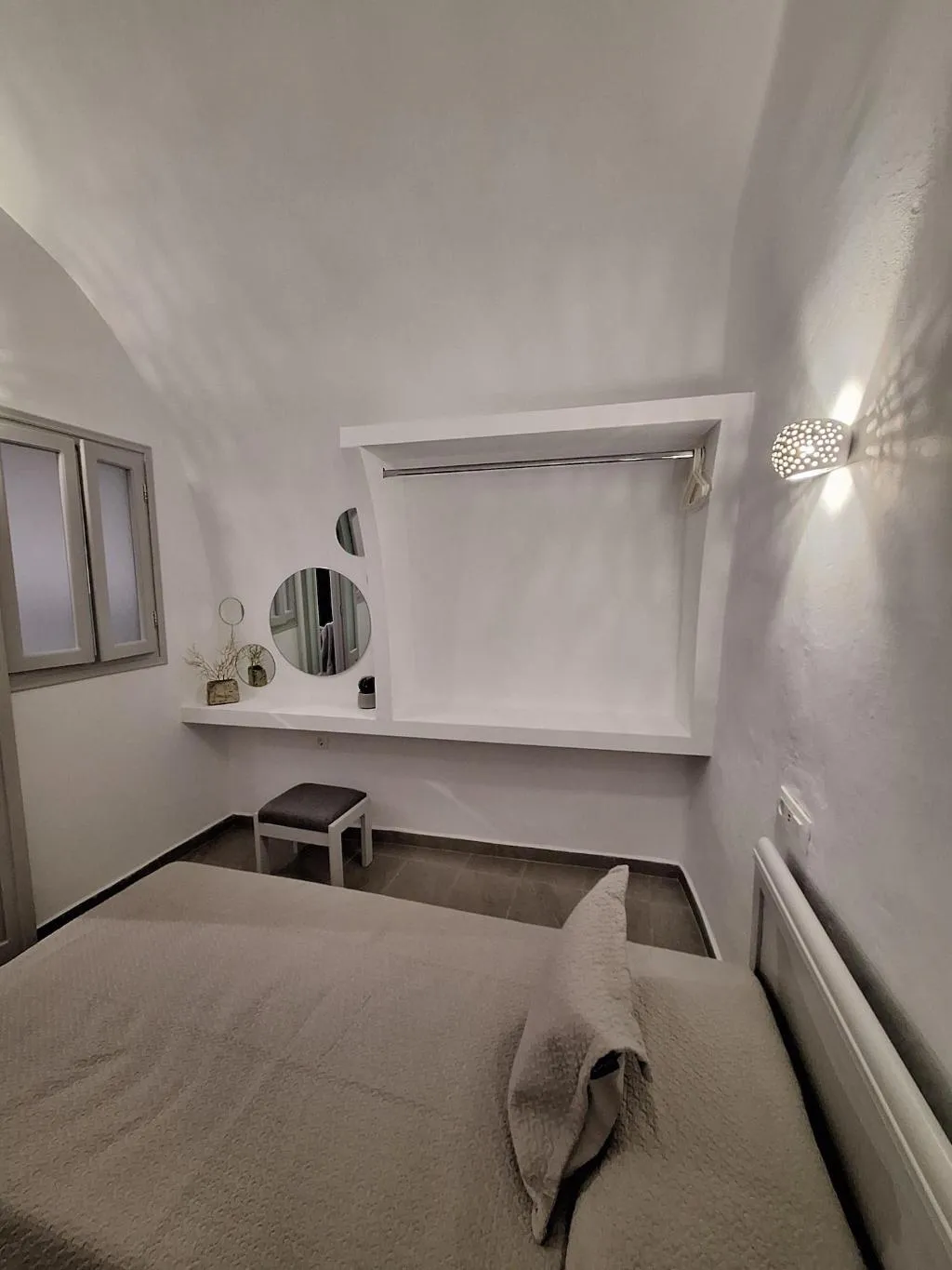 Room, Anamnesis Spa Luxury Apartments, Santorini