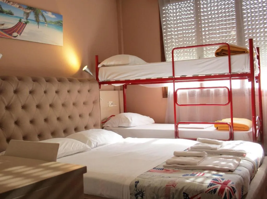 Room, Colombo Hotel & Hostel For Backpackers, Venice
