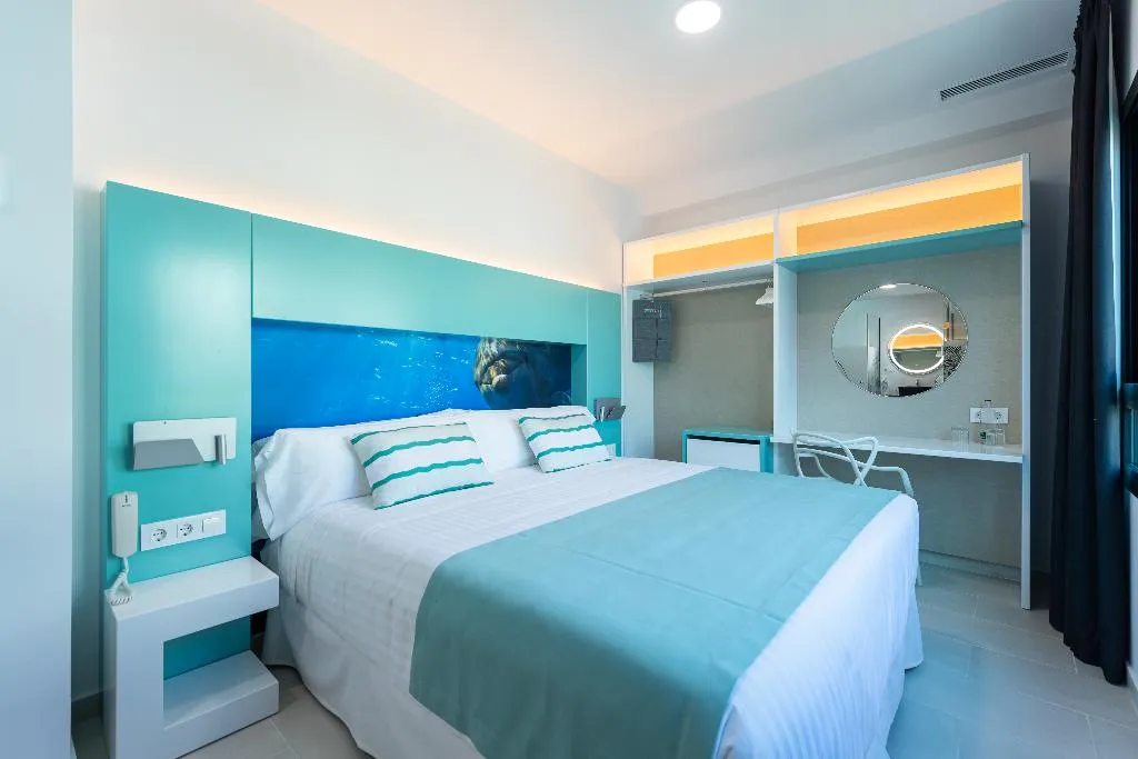 Double or Twin STANDARD Room, Pierre & Vacances Puerto de la Luz, Gran Canaria