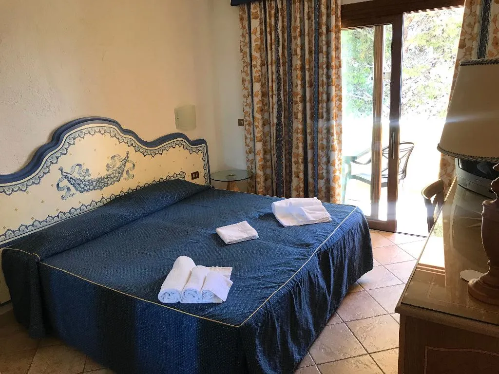 QUADRUPLE STANDARD Room, Club Esse Palmasera Resort, Olbia