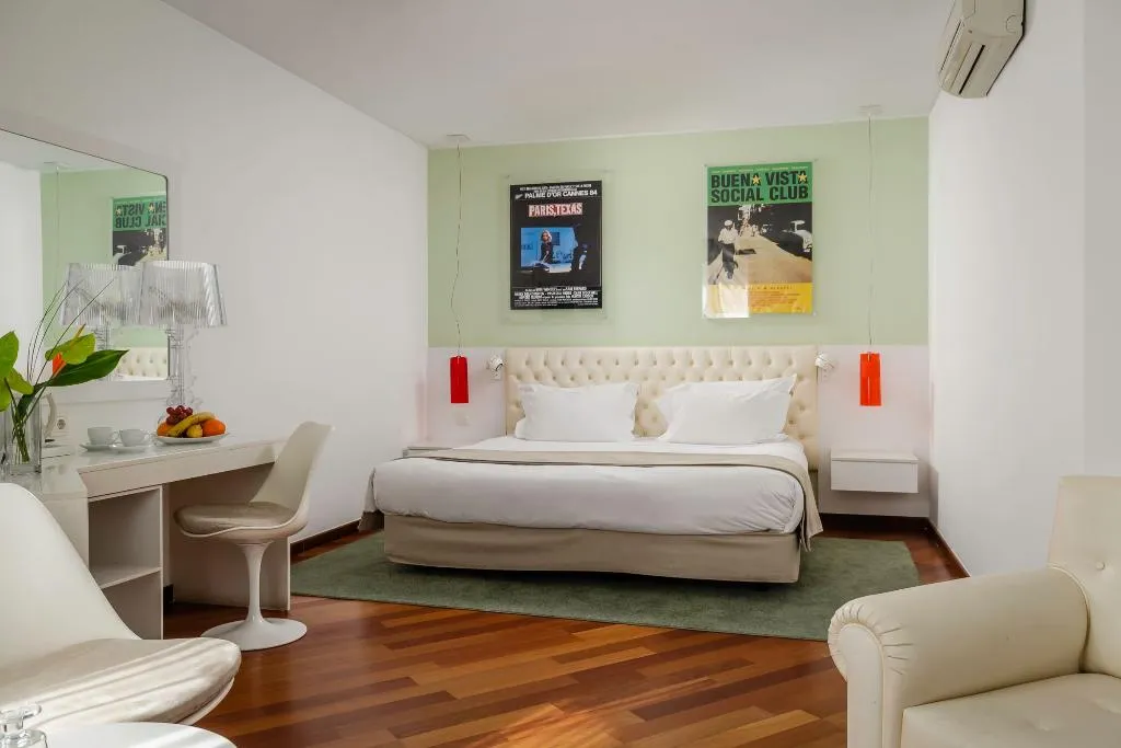 FAMILY ROOM STANDARD Room, Florida, Lisbon