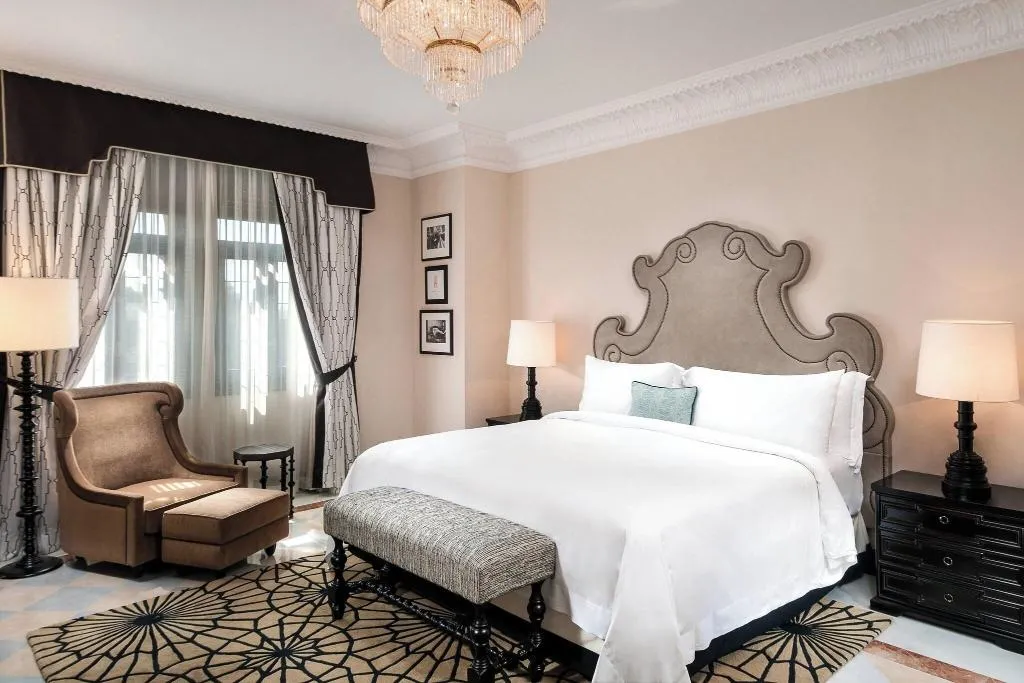 Room, Alfonso XIII, Seville