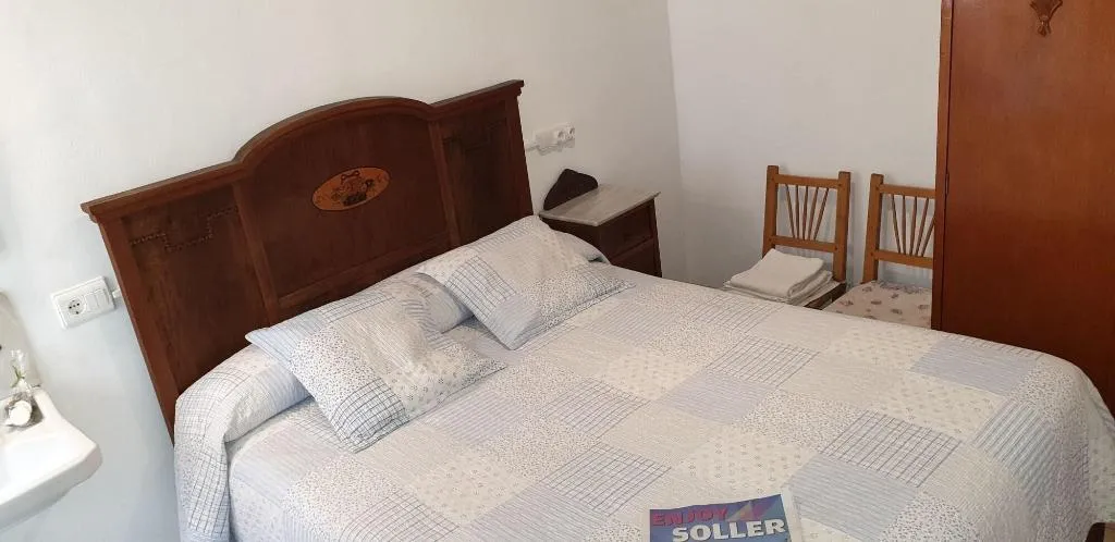 Room, Hostal Casa Margarita, Majorca