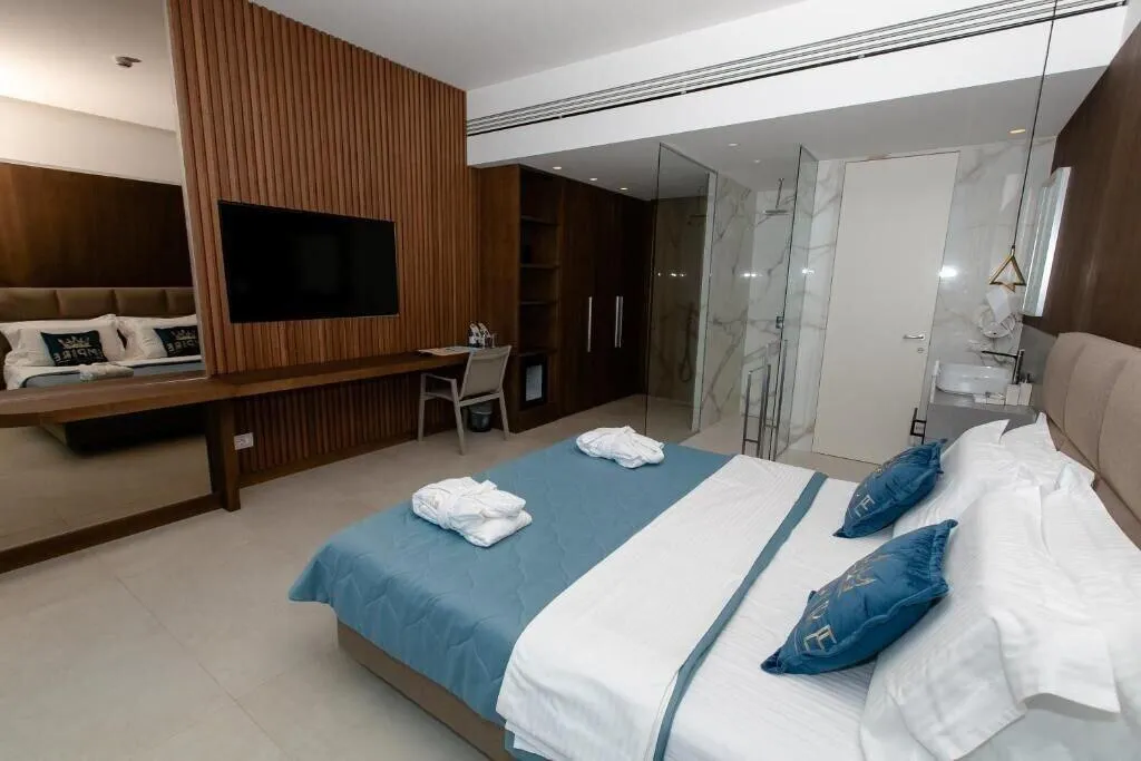Room, Empire Beach Resort, Kavaje