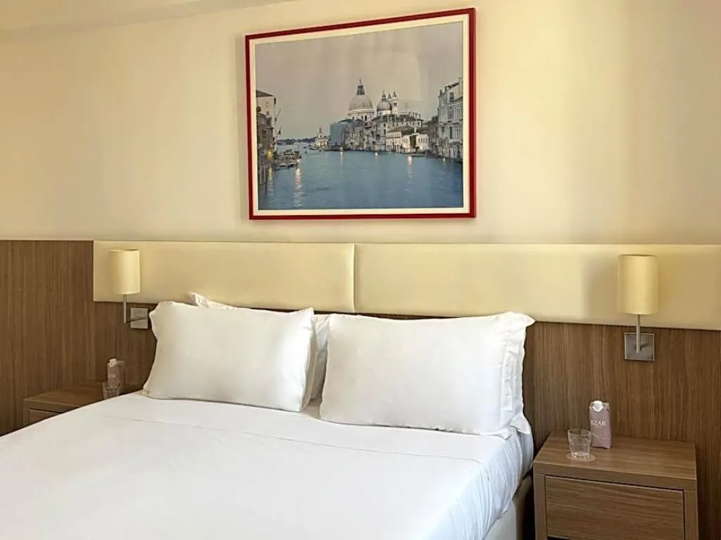QUADRUPLE STANDARD Room, Hotel Il Moro di Venezia, Venice