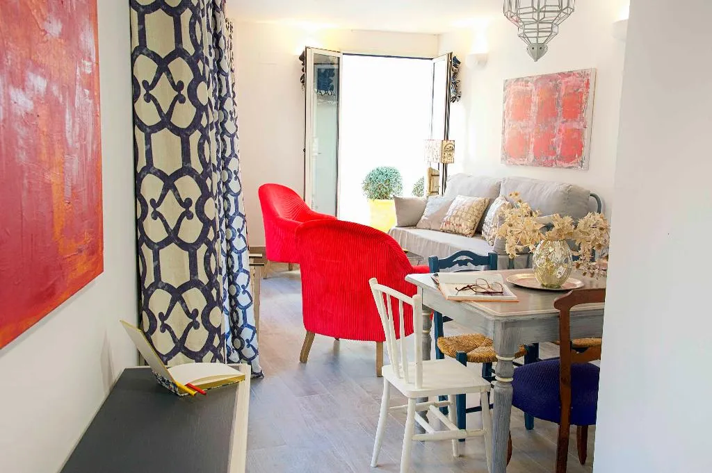 APARTMENT DELUXE WITH TERRACE Room, Overland Suites Catedral Luxury Apartments, Seville