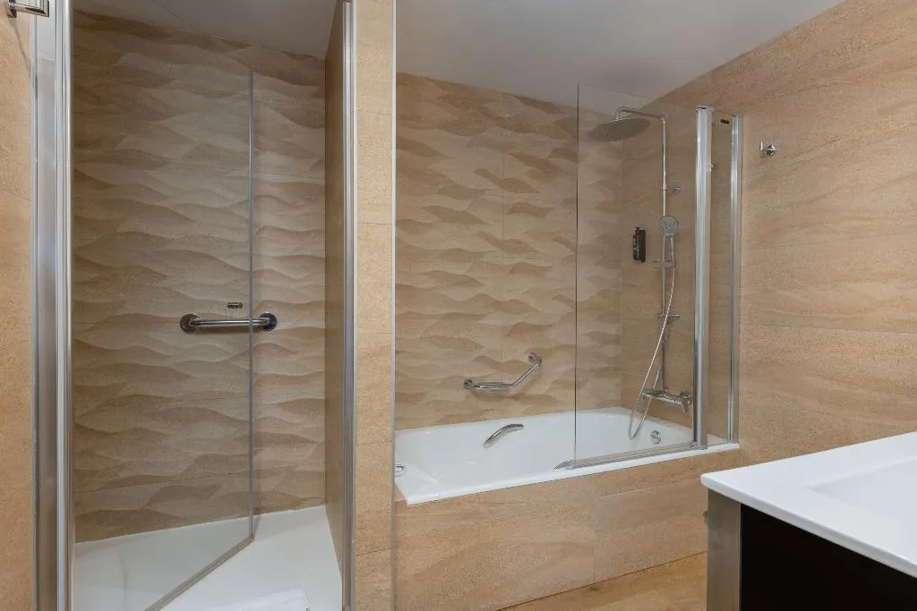 QUADRUPLE STANDARD Room, Rialto, Barcelona