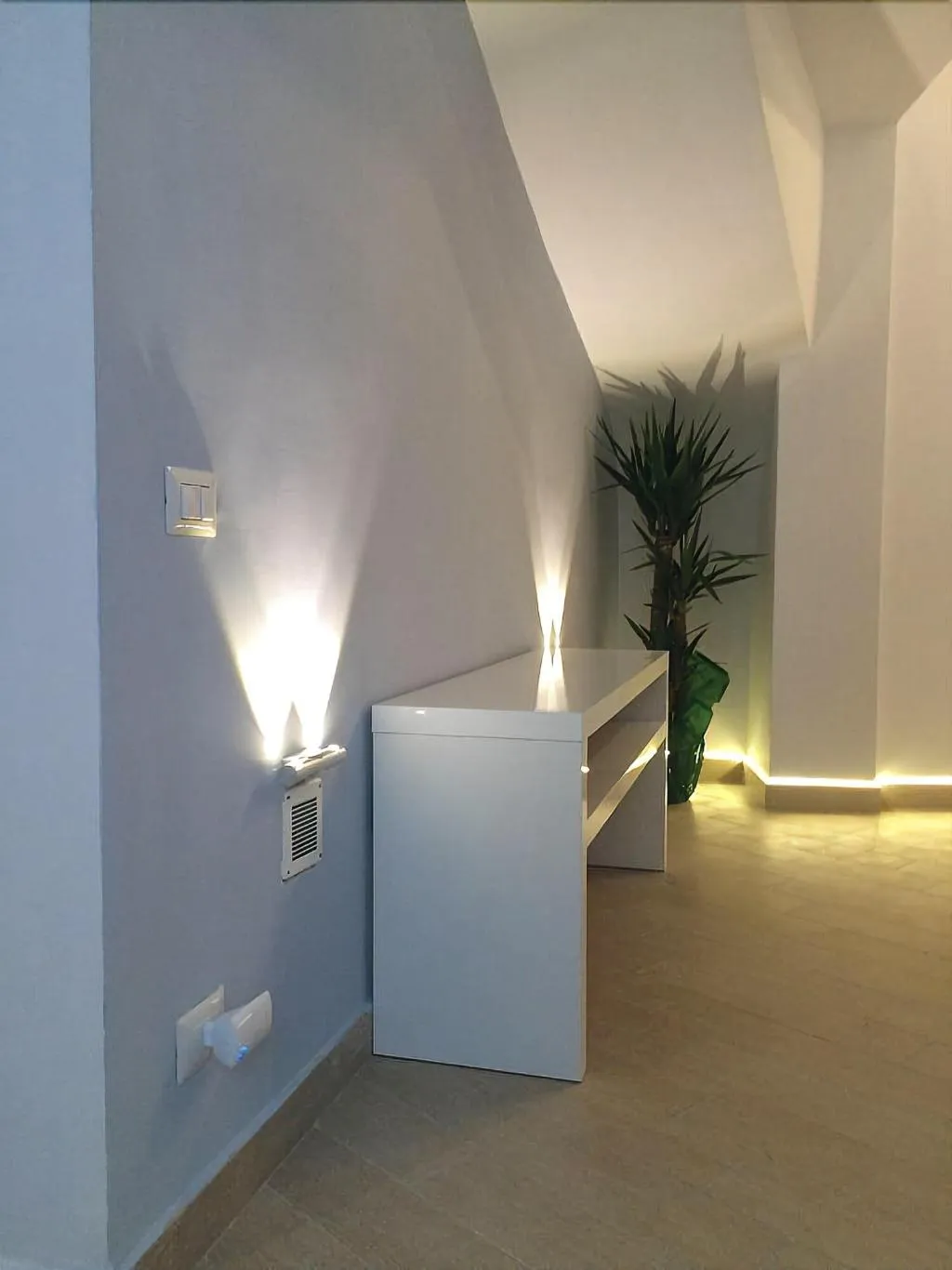 Lobby, Base Napoli B&B, Naples