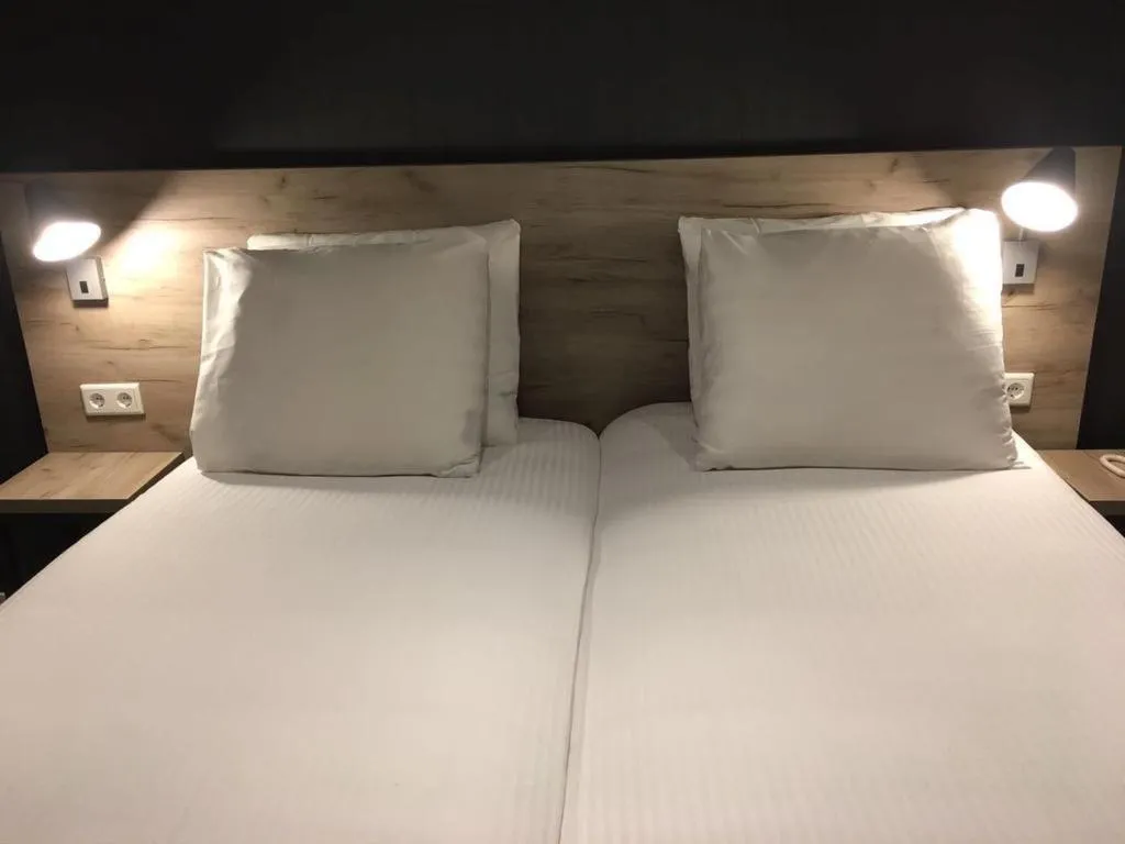 TWIN TWO BEDS Room, Joy Hotel Amsterdam, Amsterdam