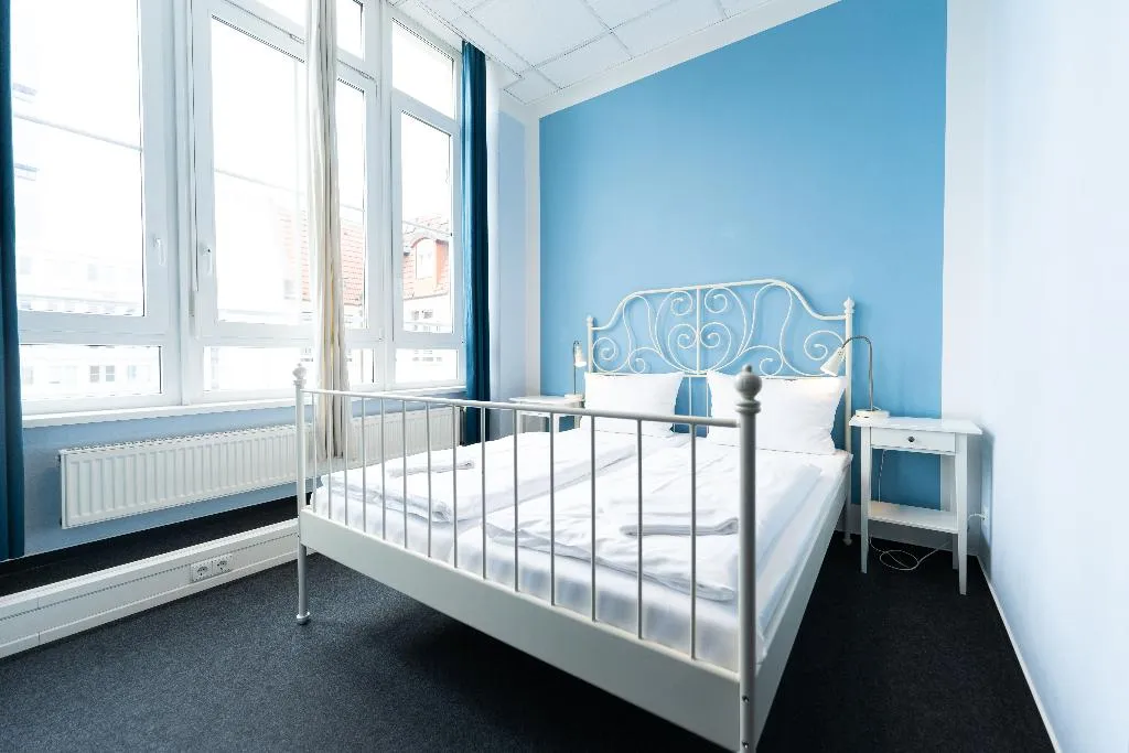 DOUBLE STANDARD Room, Industriepalast Hostel & Hotel, Berlin