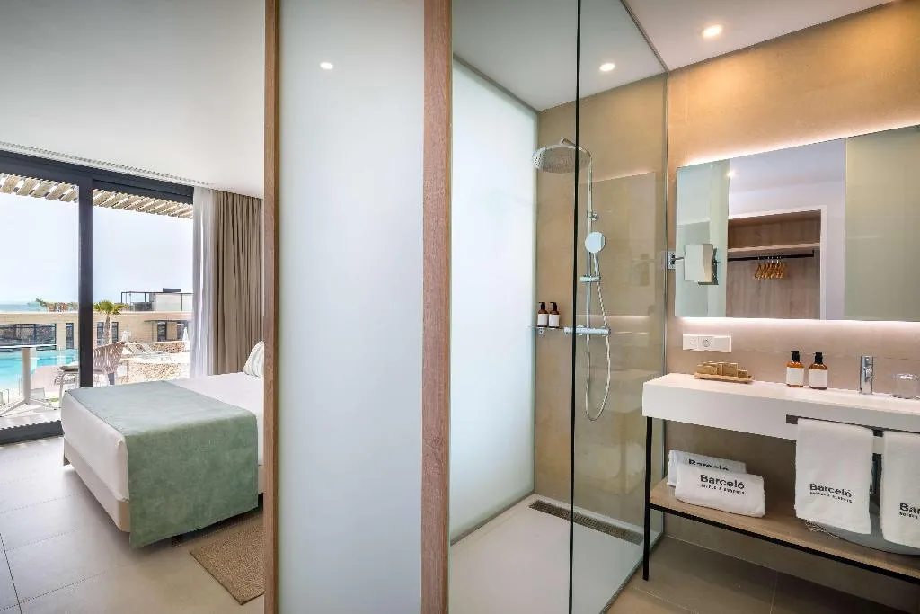 Room SUPERIOR SEA VIEW Room, Barcelo Nura, Menorca