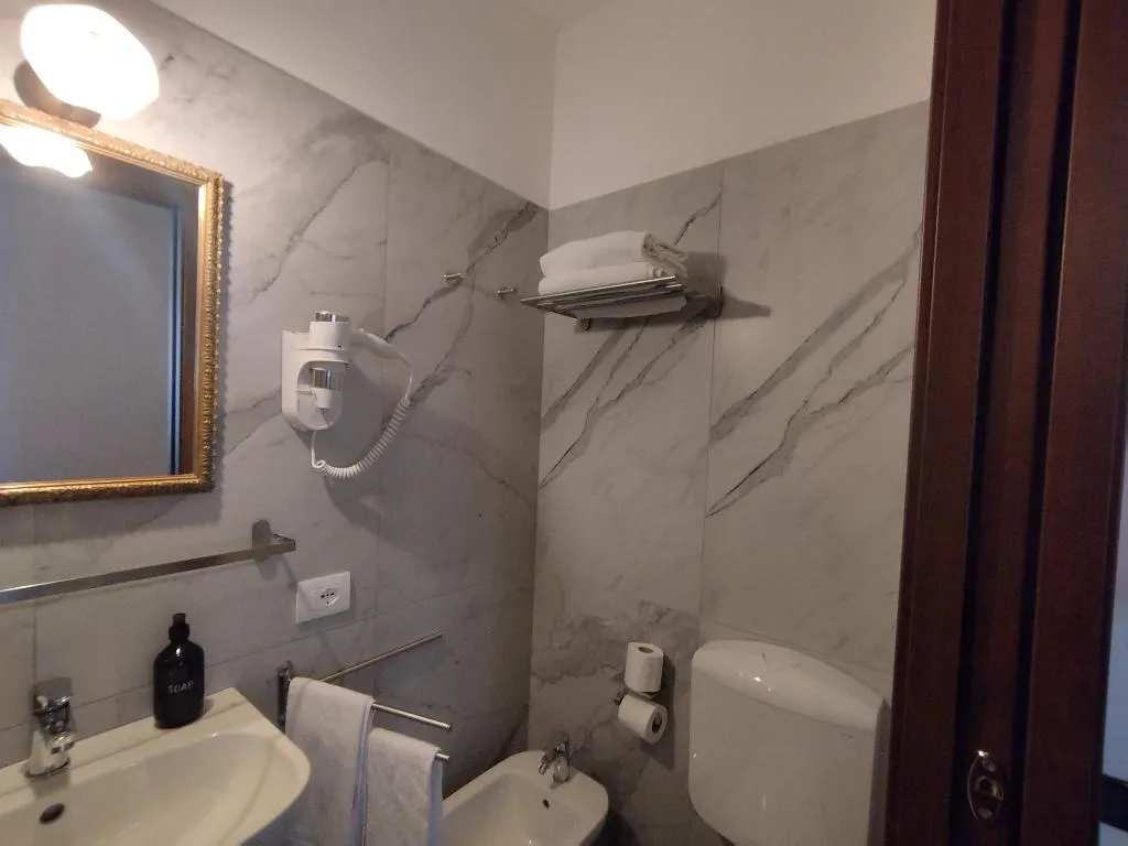 QUADRUPLE STANDARD Room, Alloggi SS. Giovanni e Paolo, Venice