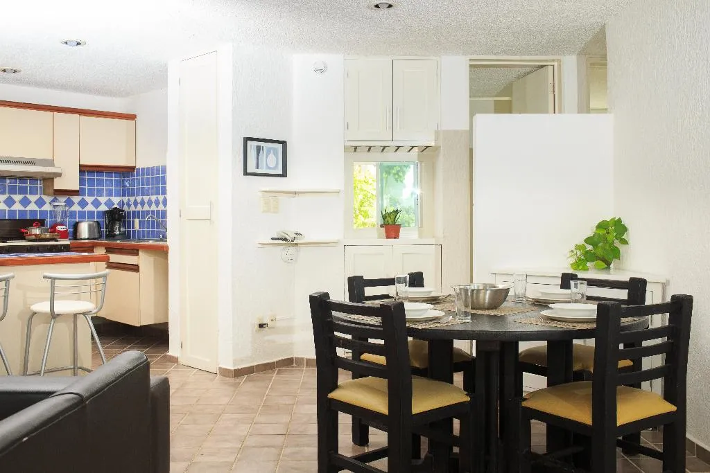 SUITE TWO BEDROOMS Room, Las Gaviotas Hotel and Suites, Cancun Area