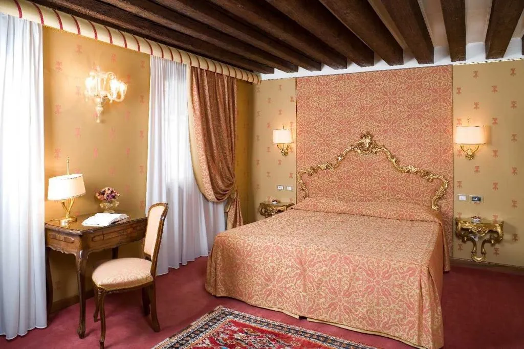 TWIN STANDARD Room, Locanda Vivaldi, Venice