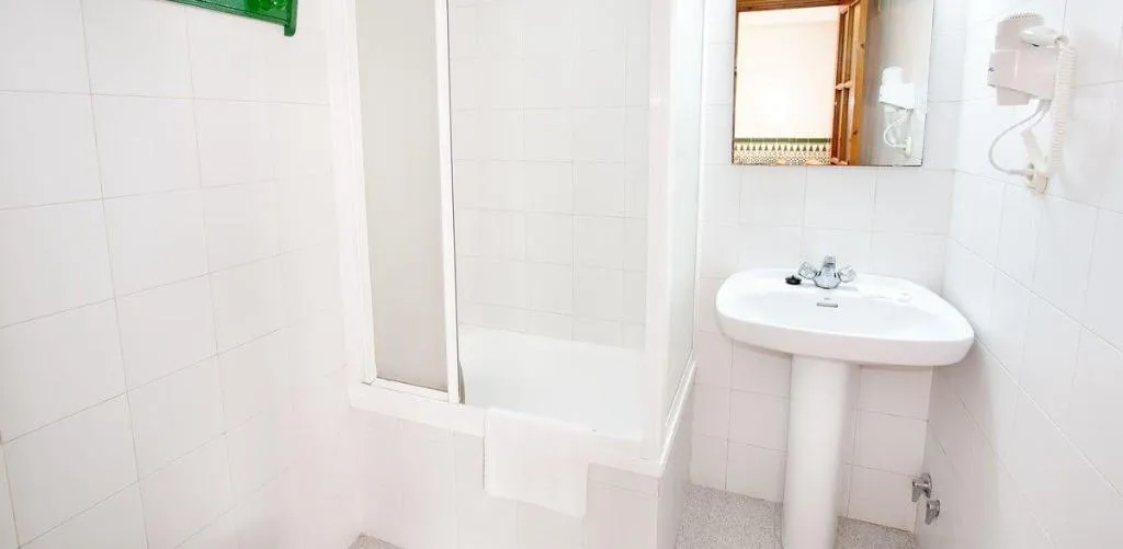 Room, Hostal Estacia N Almeria, Costa Almeria