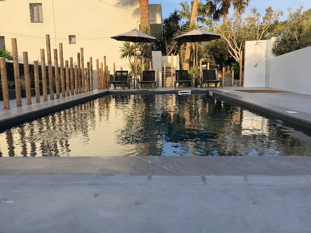 Pool, Dragonfly Villas, Santorini
