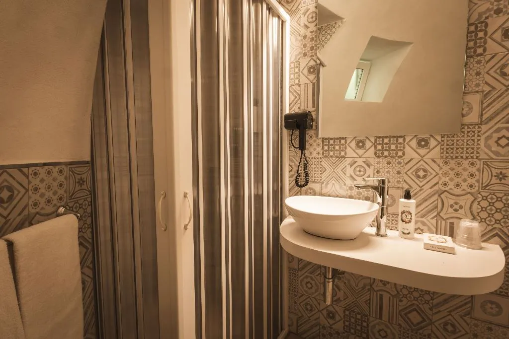 BUNGALOW STANDARD Room, Villa Favorita Hotel & Events, Palermo