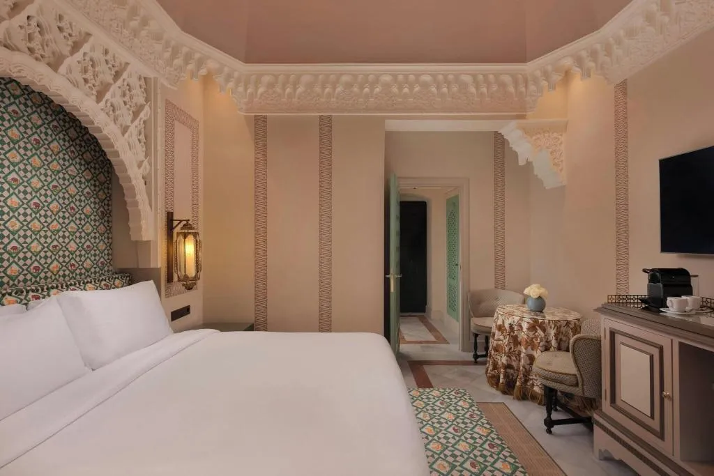 DOUBLE DELUXE WITH VIEWS Room, Alfonso XIII, Seville