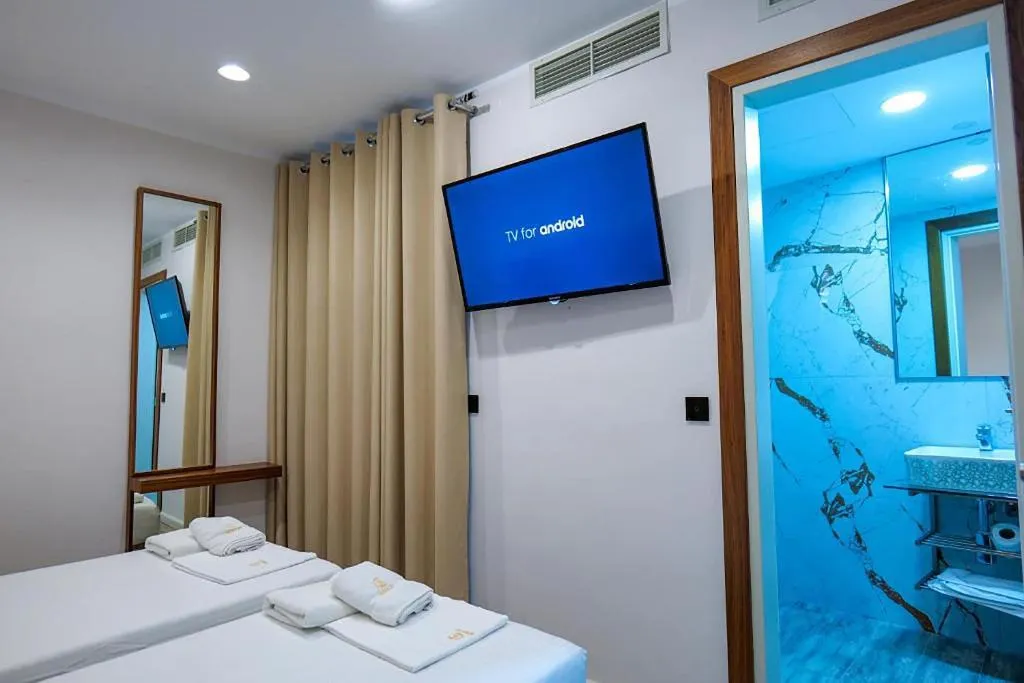 Room, Hotel Semajo, Kavaje