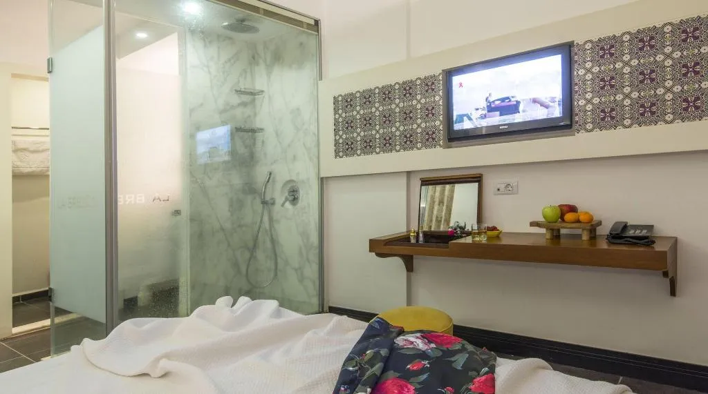 Room, La Brezza Suite & Hotel, Bodrum