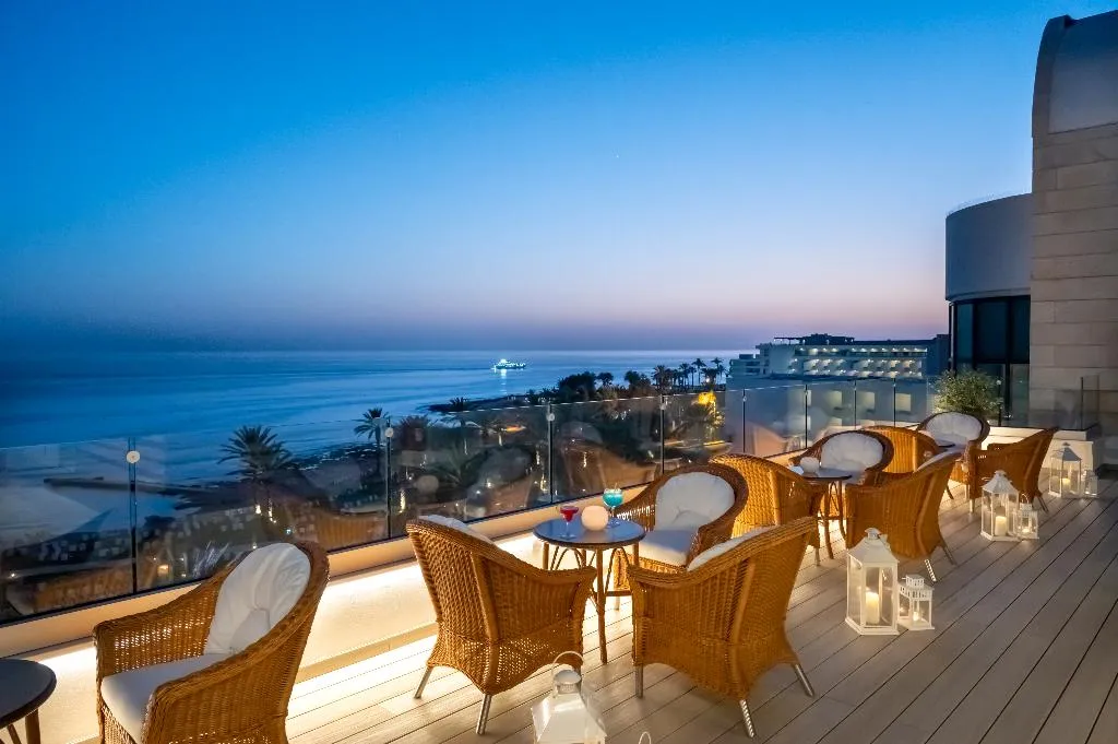 Bar, Constantinou Bros Athena Beach Hotel, Cyprus