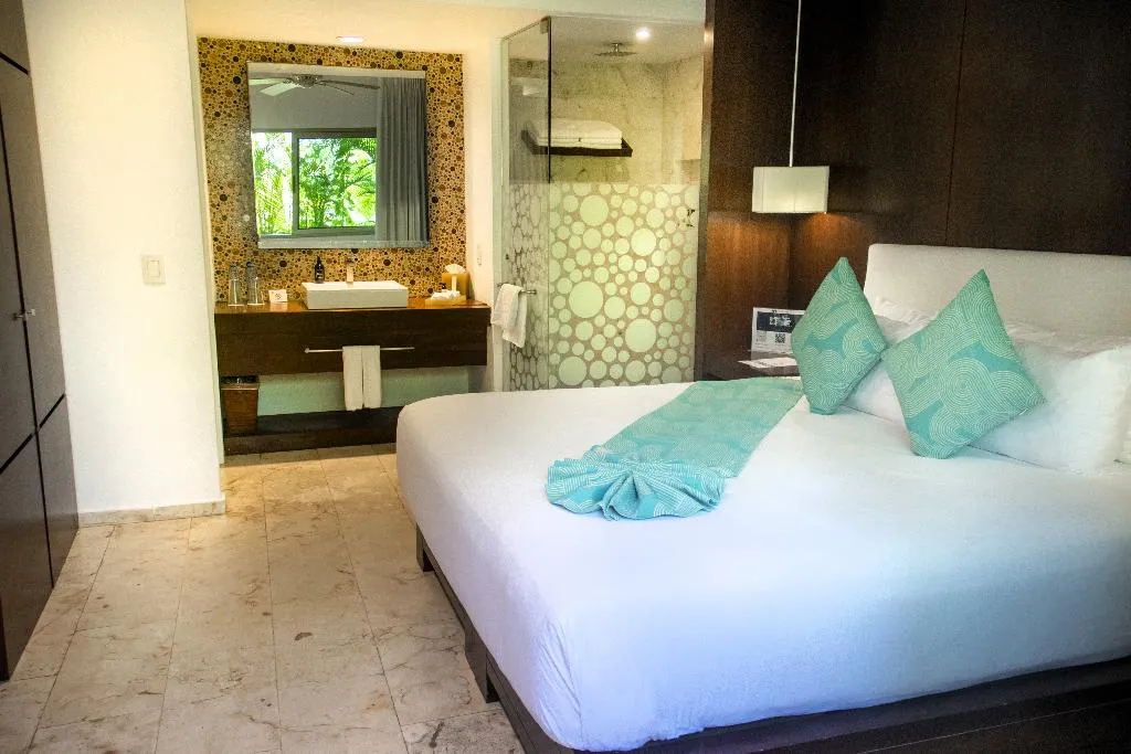 Room KING SIZE BED Room, The Palm At Playa, Playa Del Carmen