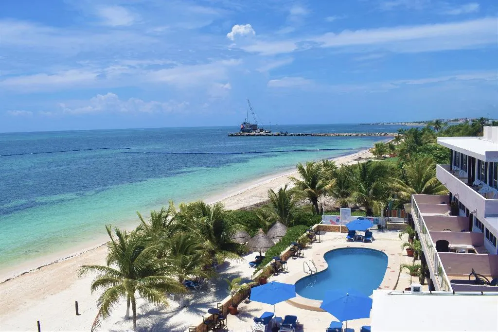 Beach, Hacienda Morelos Beach Front Hotel, Cancun Area