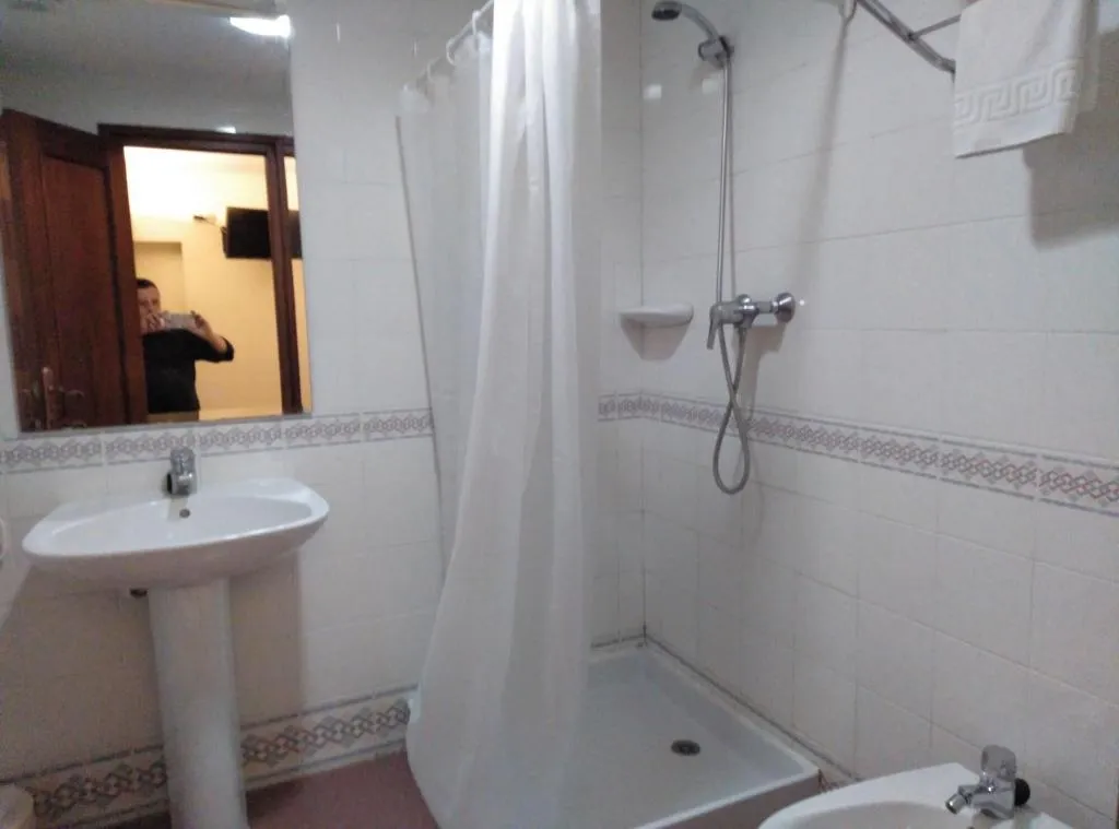 Room, Corisco, Costa Brava