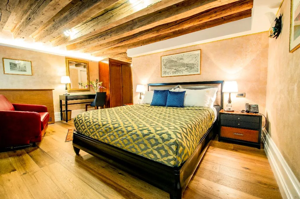 DOUBLE SUPERIOR Room, EGO' Residence Venice, Venice