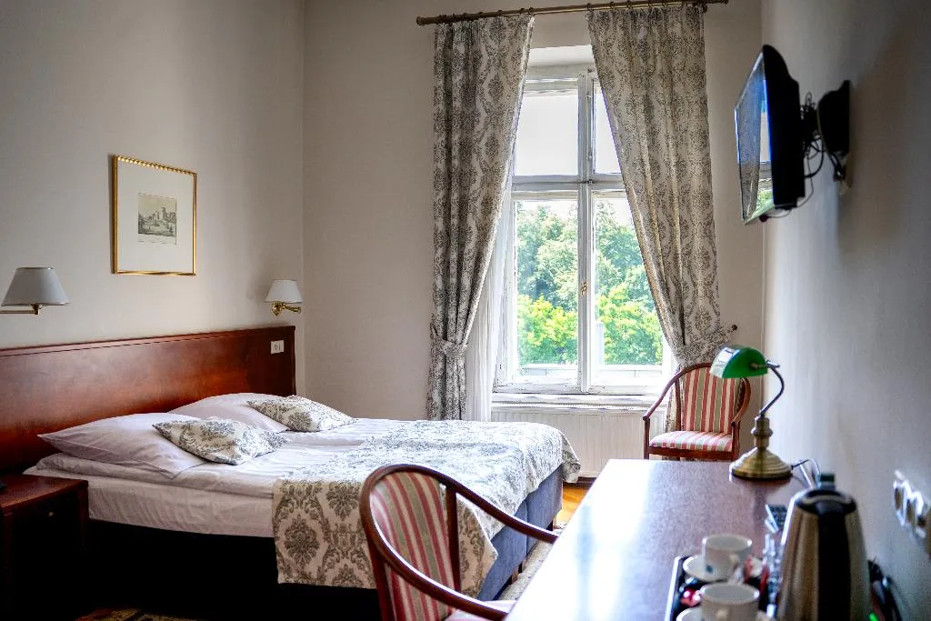 DOUBLE STANDARD Room, Polonia Hotel, Krakow