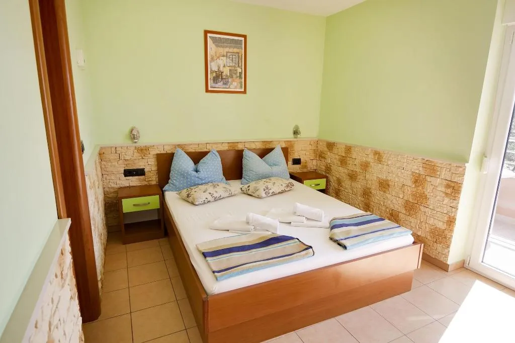 Room, Pansion Dalmacija, Split