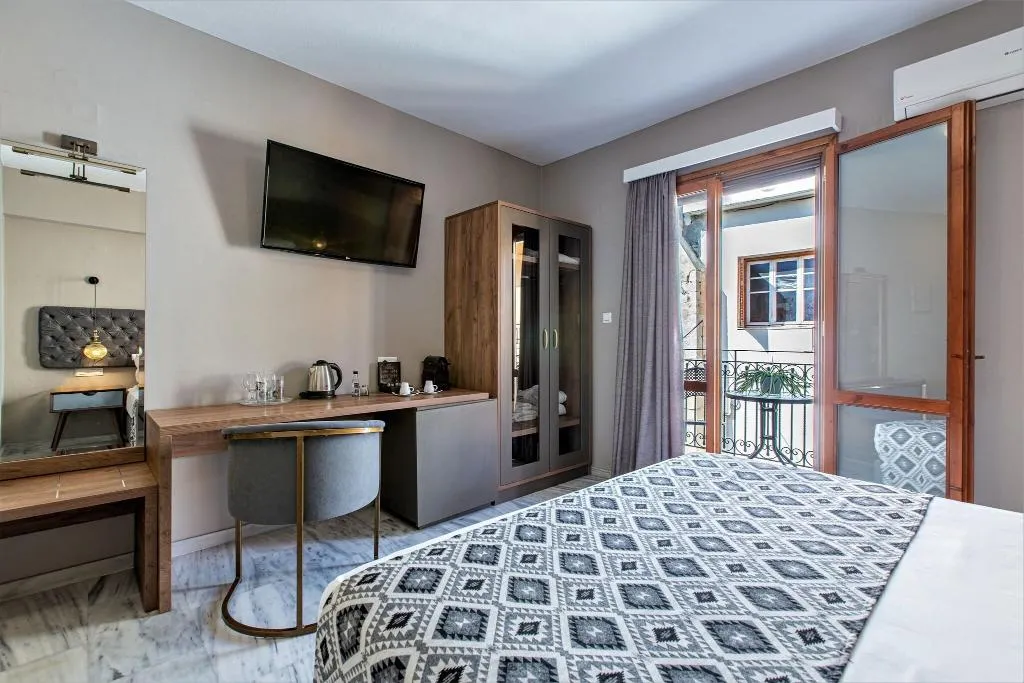 Room, Minaret Suites & Apartments, Crete