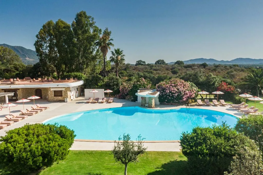 Pool, Is Molas Resort, Cagliari
