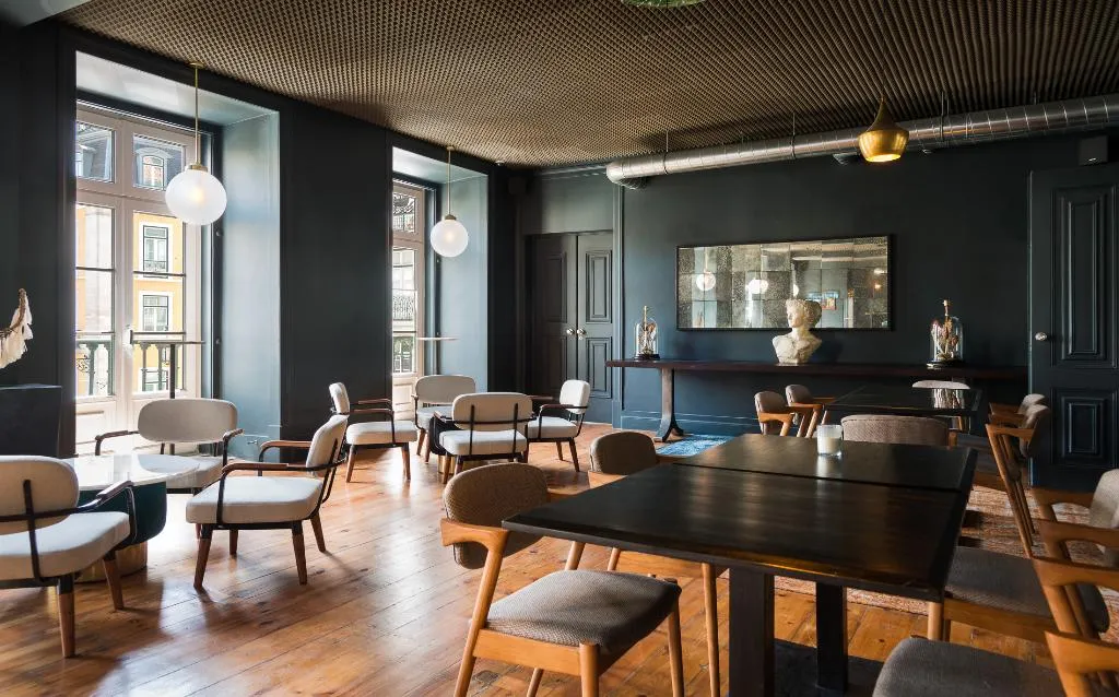 Lobby, Le Consulat, Lisbon