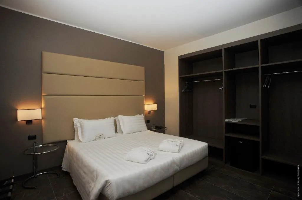 FAMILY ROOM CAPACITY 1 Room, Klima Hotel Milano Fiera, Milan