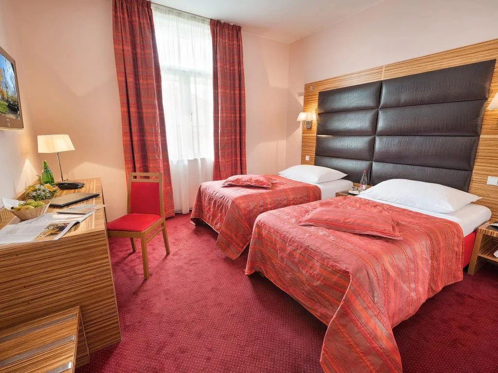 Double or Twin STANDARD Room, EA Hotel Sonata, Prague