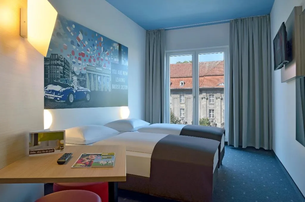 DOUBLE STANDARD Room, B&B HOTEL Berlin-Charlottenburg, Berlin