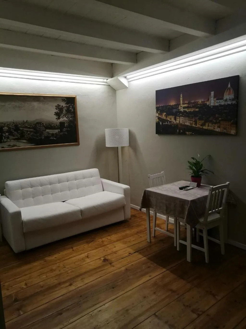 Room, Hotel St. James, Florence