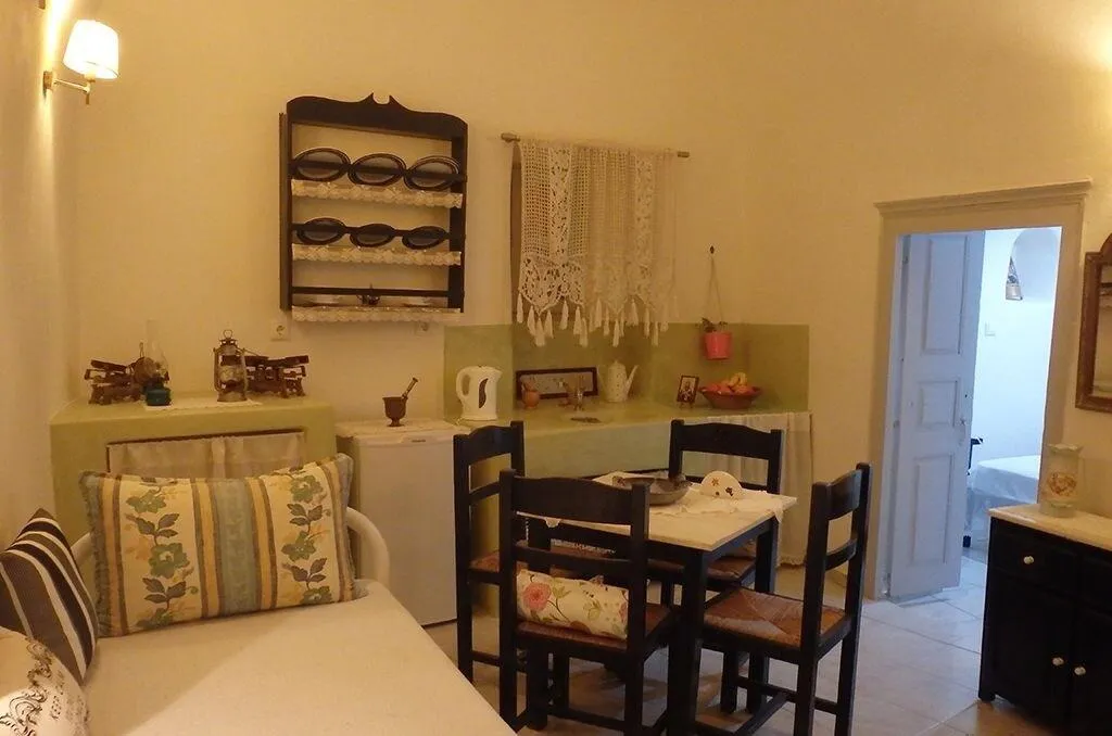 Room, Emmantina Houses, Santorini