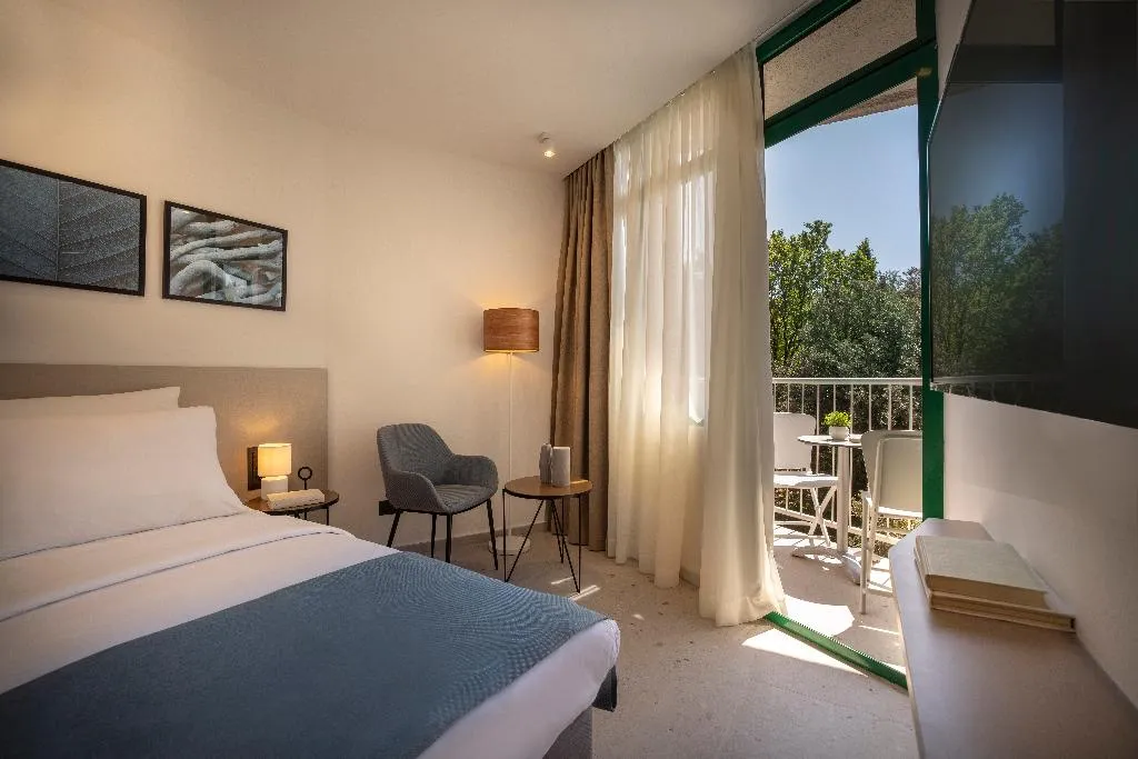 SINGLE BASIC Room, Maistra Select Funtana All Inclusive Resort, Istria