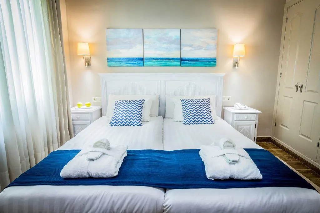 SUITE CAPACITY 4 Room, Vitalclass Sports & Wellness Resort Lanzarote, Lanzarote