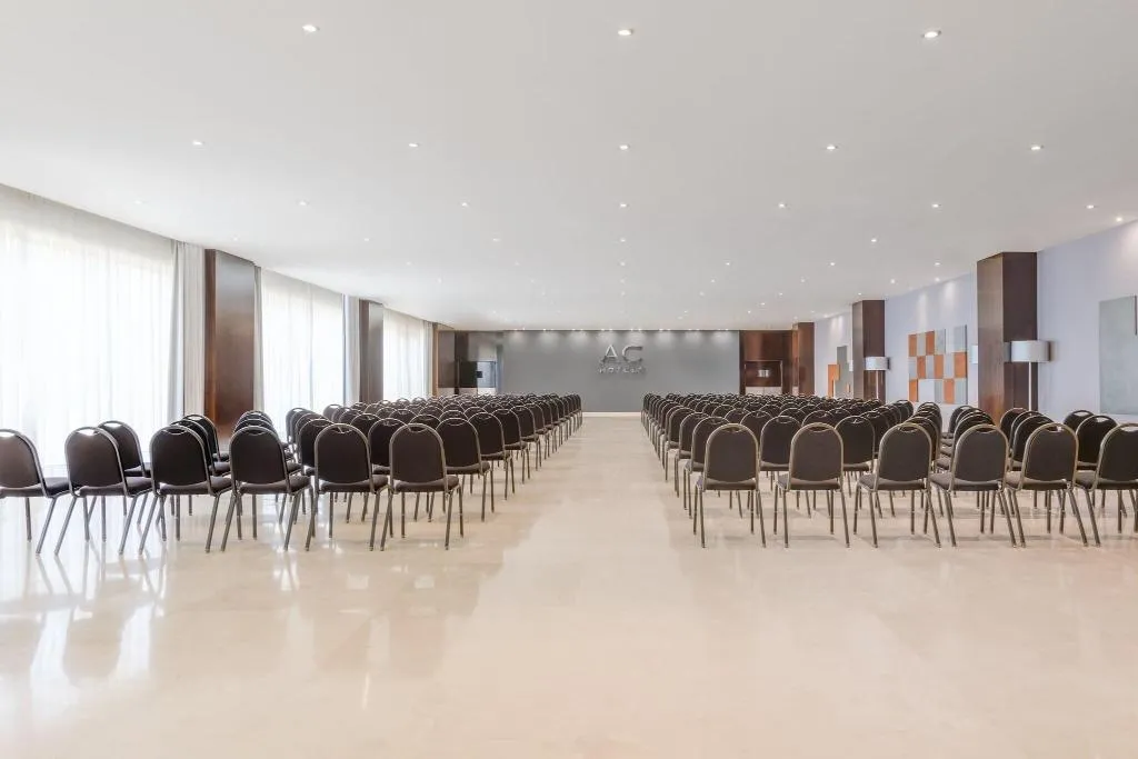 Conferences, AC Sevilla Forum, Seville