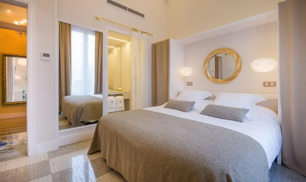 Room, Anakena House Modernist Bed And Breakfast, Barcelona