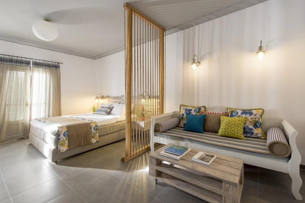 Room, Caldera's Dolphin, Santorini