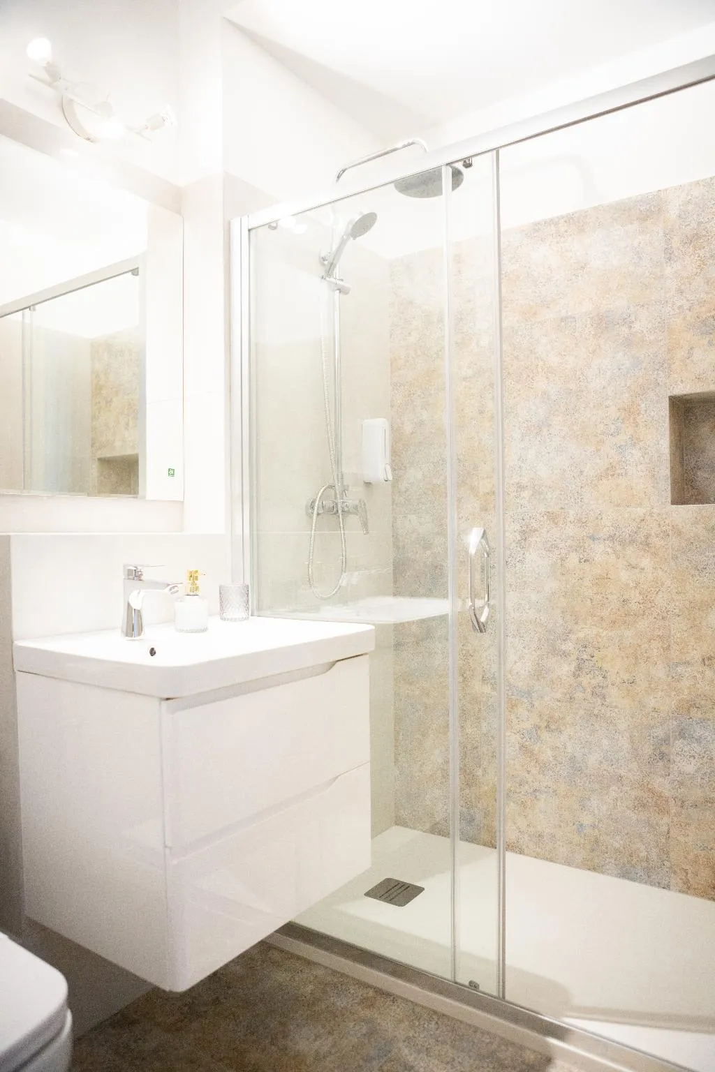 TWIN STANDARD Room, Apartments Roman, Krakow
