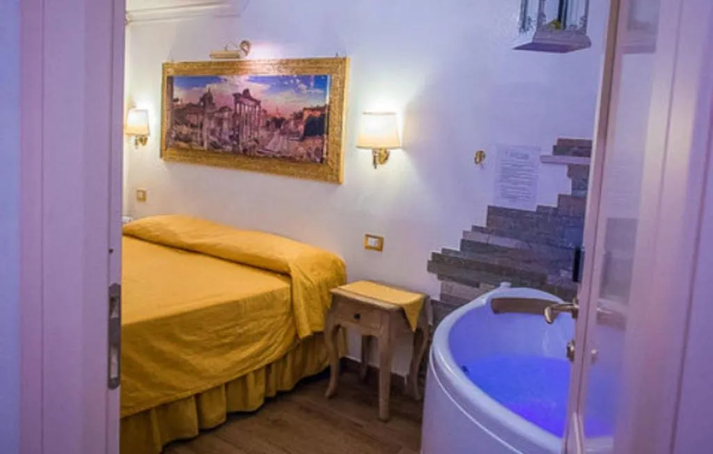 Room, Suites Roma Tiburtina, Rome