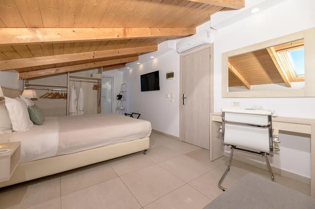 TWIN SIDE SEA VIEW WITH BALCONY Room, Iakinthos, Tsilivi Beach, Zante