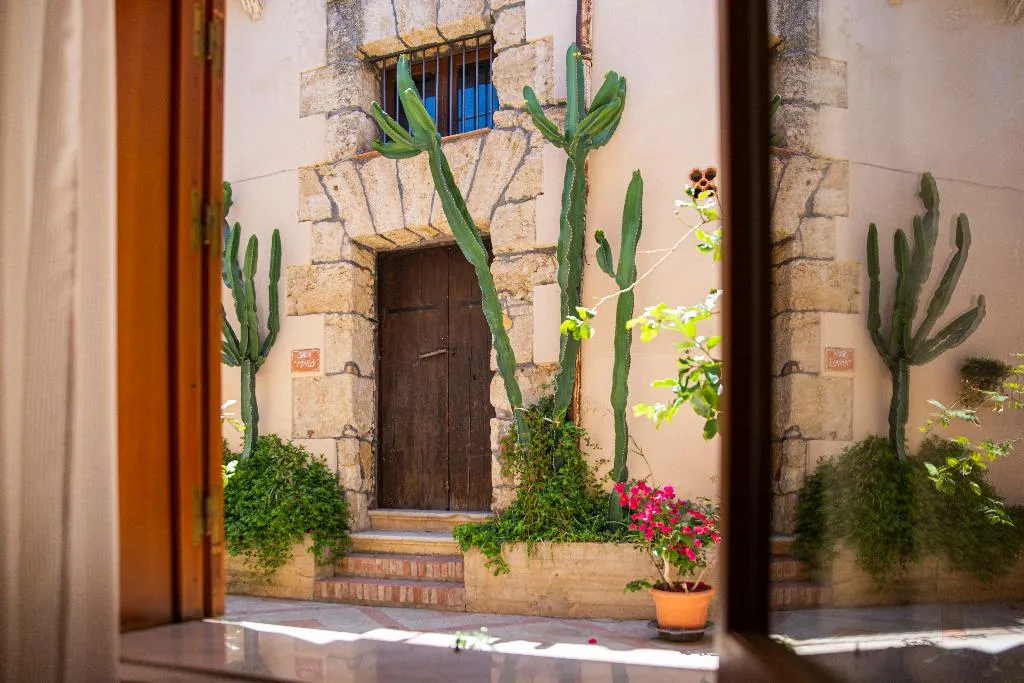 Double or Twin STANDARD Room, Al Madarig, Palermo